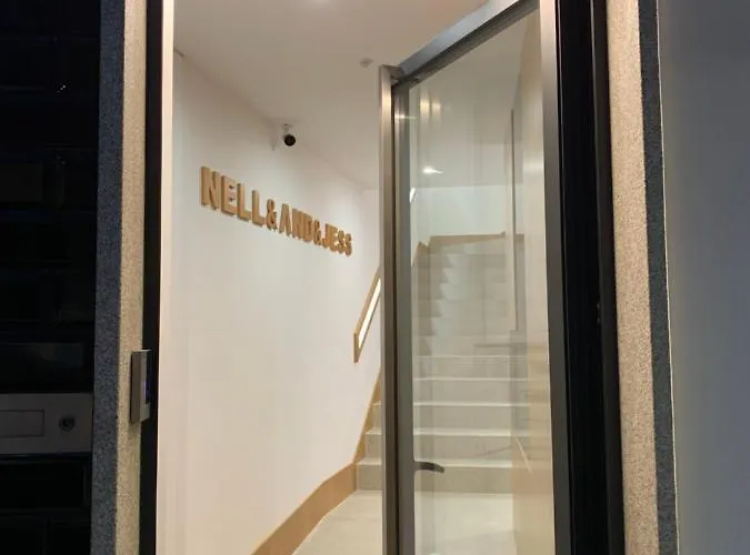 Nell&and&jess Pensionat 4*