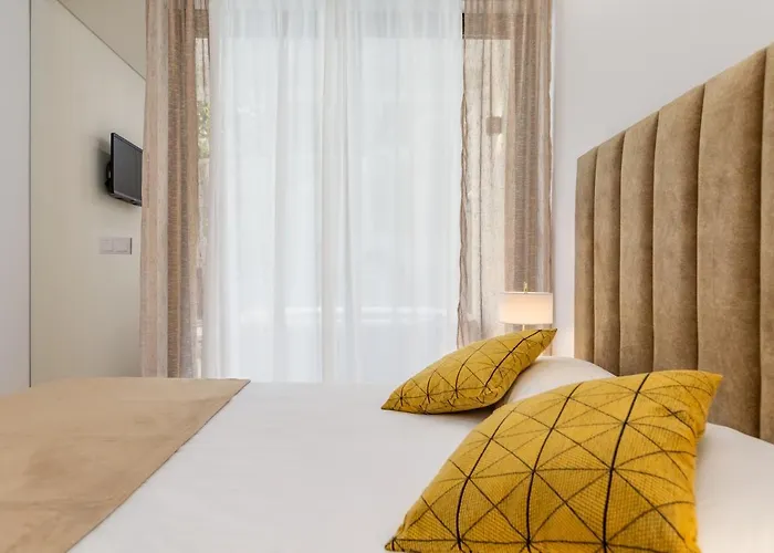 Nell&and&jess Pensionat