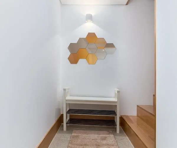 Nell&and&jess 4* Espinho (Aveiro)