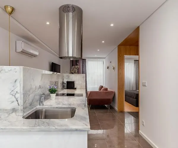 Nell&and&jess Pensionat