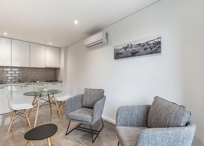 Nell&and&jess Pensionat 4*