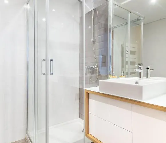 Nell&and&jess Pensionat