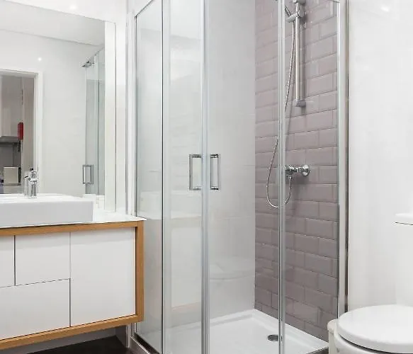 Nell&and&jess Pensionat Espinho (Aveiro)